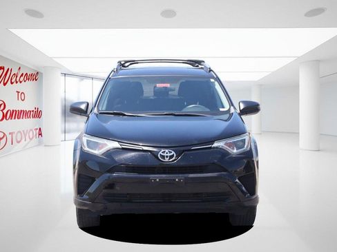 Used 2016 Toyota RAV4 LE AWD/4WD image 4