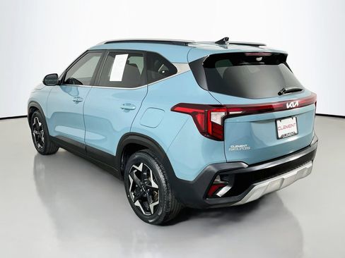 Used 2024 Kia Seltos EX FWD image 9