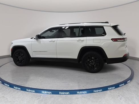 Used 2021 Jeep Grand Cherokee L Limited AWD/4WD image 9