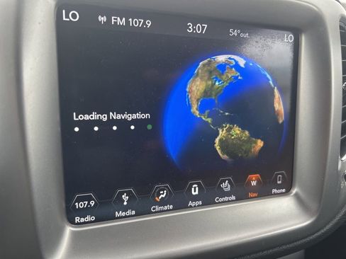 Certified 2018 Jeep Compass Latitude w/ Popular Equipment Group image 8