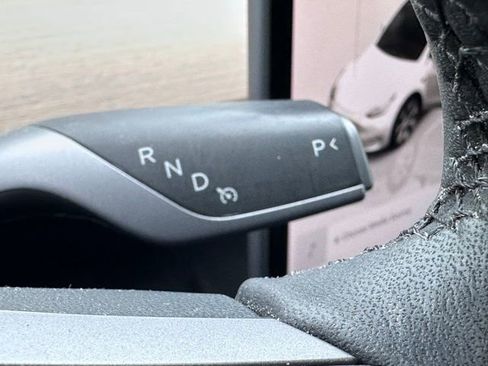 Used 2023 Tesla Model Y Long Range image 16