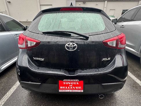 Certified 2020 Toyota Yaris XLE image 2