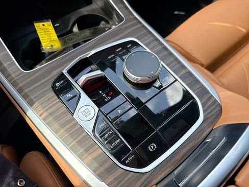 Used 2026 BMW X5 sDrive40i w/ Premium Package RWD image 21