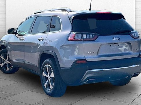Used 2019 Jeep Cherokee Limited AWD/4WD image 10
