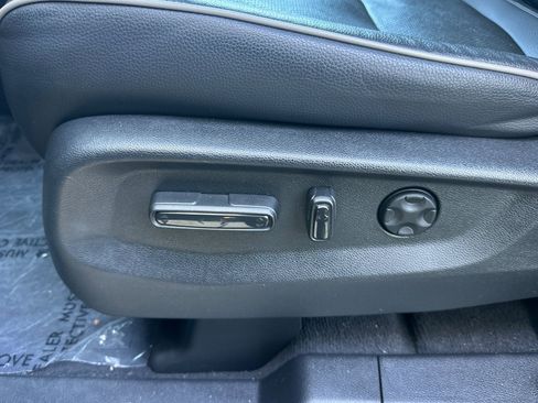Used 2024 Honda Odyssey Elite image 14