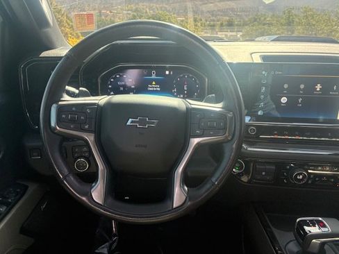 Used 2023 Chevrolet Silverado 1500 ZR2 w/ Technology Package image 13