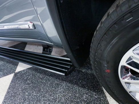 Used 2024 Chevrolet Silverado 2500 High Country w/ High Country Premium Package image 34