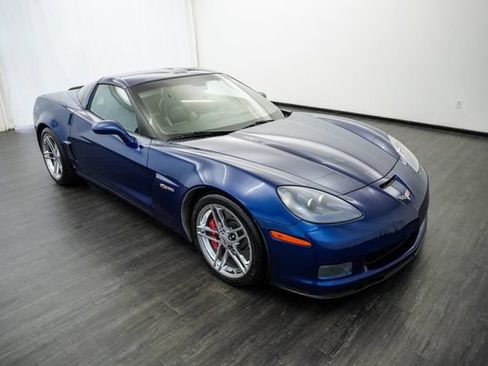 Used 2007 Chevrolet Corvette Z06 w/ Preferred Equipment Group RWD image 2
