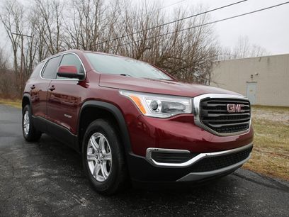 Used 2018 GMC Acadia SLE w/ LPO, Floor Liner Package