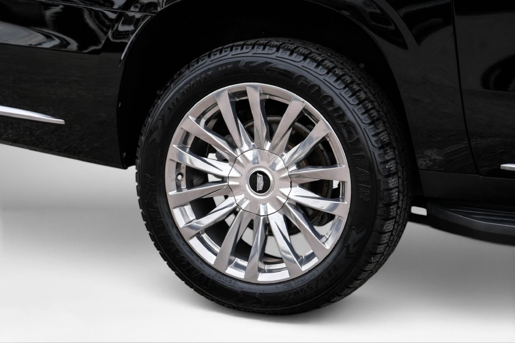 Used 2021 Cadillac Escalade ESV Premium Luxury RWD image 73