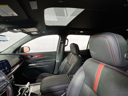 Used 2024 Chevrolet Traverse RS w/ LPO, Floor Liner Package image 22