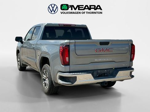 Used 2025 GMC Sierra 1500 SLT AWD/4WD image 3