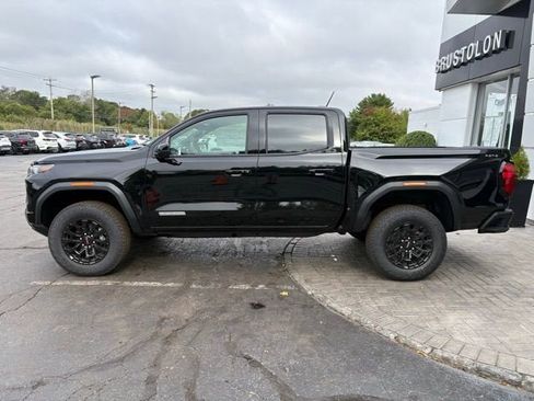 New 2026 GMC Canyon Elevation w/ Convenience Package image 6