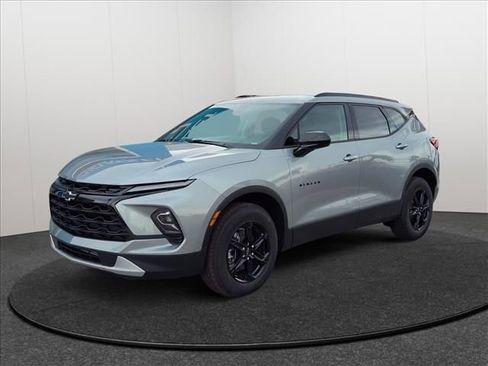 New 2026 Chevrolet Blazer LT w/ Convenience Package image 3