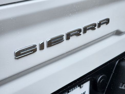 Used 2026 GMC Sierra 2500 AT4X AWD/4WD image 30