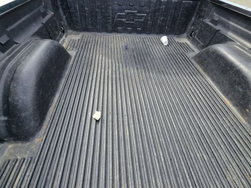 Used 2002 Chevrolet Silverado 2500 LS w/ Electrical Convenience Pkg AWD/4WD image 11