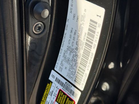 Used 2019 Toyota Tacoma TRD Pro image 22