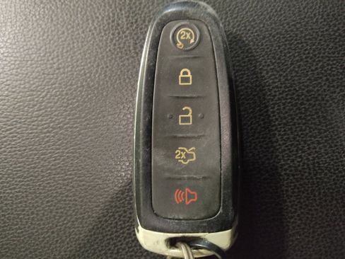 Used 2019 Ford Escape SE FWD image 32
