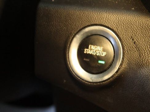 Used 2019 GMC Terrain SLE image 23