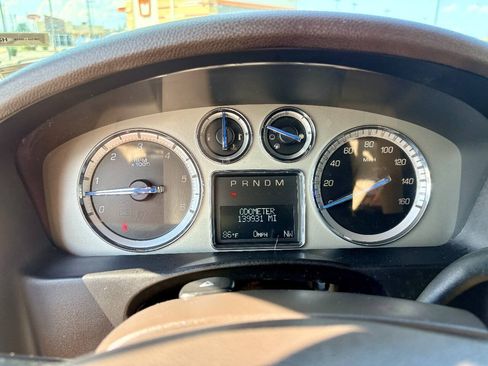 Used 2014 Cadillac Escalade Luxury AWD/4WD image 17