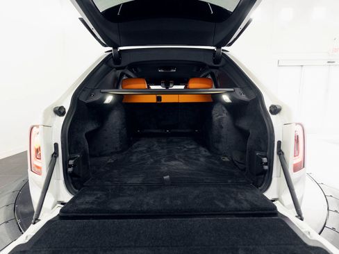 Used 2021 Rolls-Royce Cullinan AWD/4WD image 14