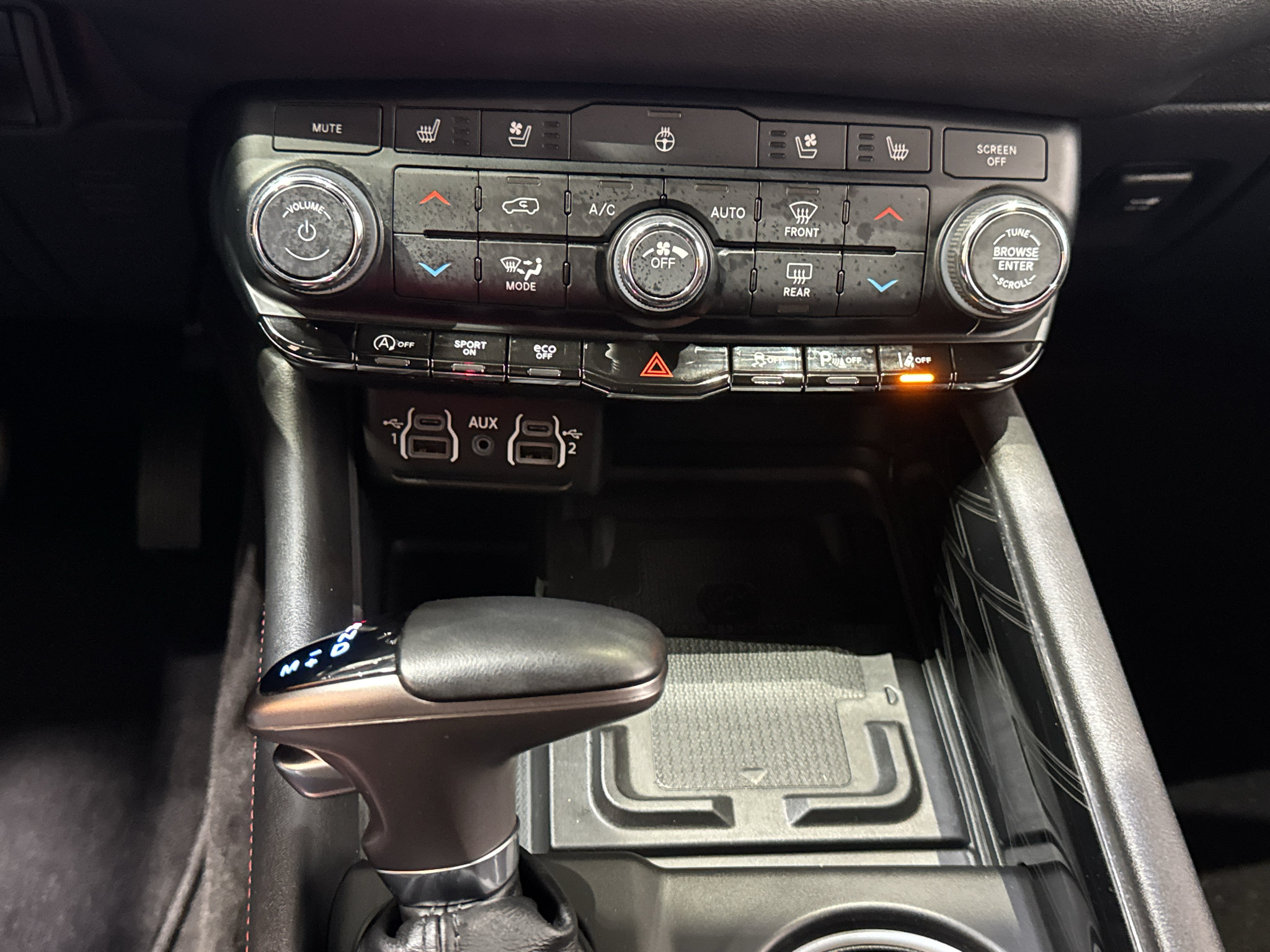 Used 2024 Dodge Durango Citadel AWD/4WD image 33