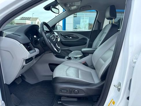 Used 2023 GMC Terrain SLT w/ Tech Package AWD/4WD image 13