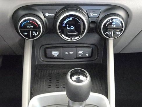 New 2026 Hyundai Venue SEL image 14