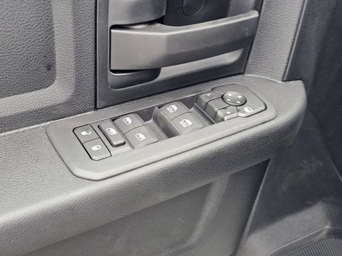 New 2026 RAM 2500 Tradesman AWD/4WD image 17