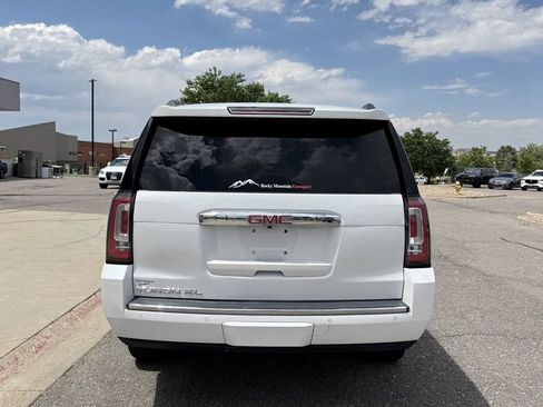 Used 2020 GMC Yukon XL Denali w/ Denali Ultimate Package AWD/4WD image 7