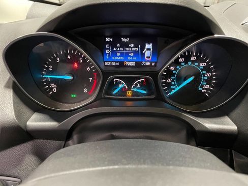 Used 2017 Ford Escape Titanium w/ Canadian Touring Package image 9