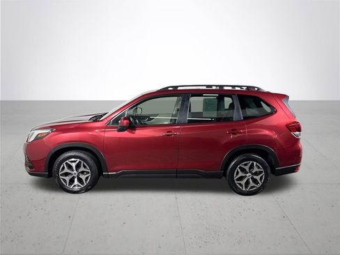 Used 2023 Subaru Forester Premium AWD/4WD image 9