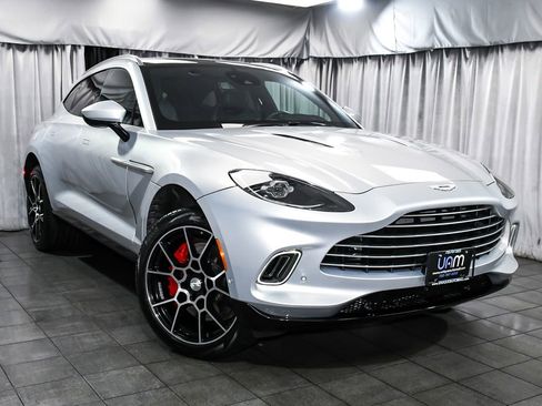 Used 2021 Aston Martin DBX AWD/4WD image 3