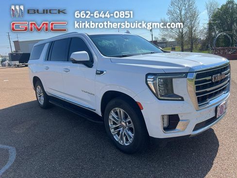 Used 2021 GMC Yukon XL SLT w/ Rear Media and Nav Package image 1