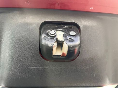 Used 2019 Nissan Pathfinder SL image 25