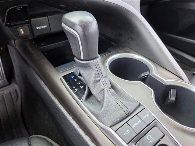 Used 2023 Toyota Camry XLE FWD image 12