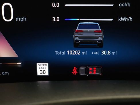 Used 2024 BMW X5 xDrive50e w/ Executive Package image 23