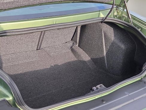 Used 2022 Dodge Challenger GT w/ Plus Package image 8