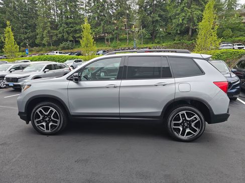 Used 2023 Honda Passport Elite image 4