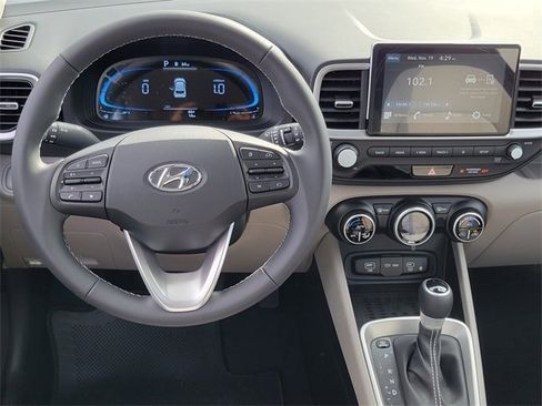 New 2026 Hyundai Venue SEL image 4