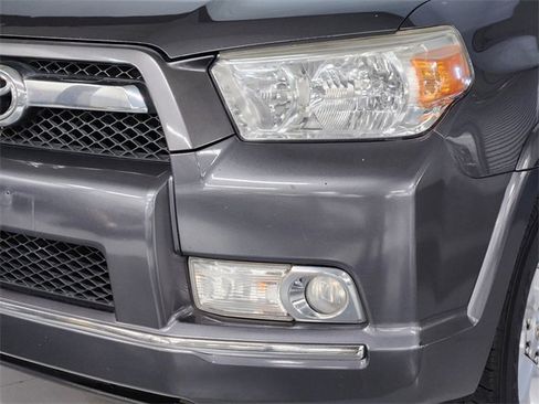 Used 2011 Toyota 4Runner SR5 image 12