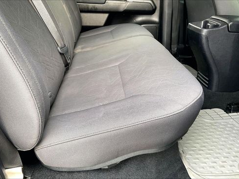 Used 2019 Toyota Tacoma TRD Off-Road image 18