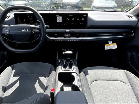 Certified 2025 Kia K4 LXS image 14