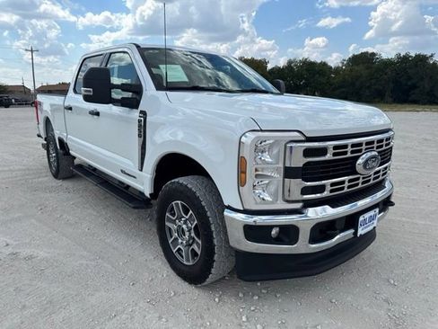 Used 2025 Ford F250 XLT w/ FX4 Off-Road Package AWD/4WD image 7