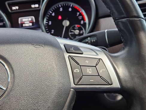 Used 2015 Mercedes-Benz ML 350 4MATIC image 22