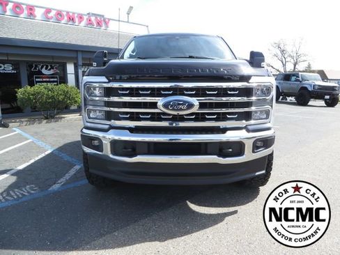 Used 2024 Ford F250 Lariat image 8