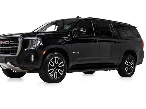 Used 2021 GMC Yukon XL AT4 w/ Rear Media and Nav Package AWD/4WD image 2