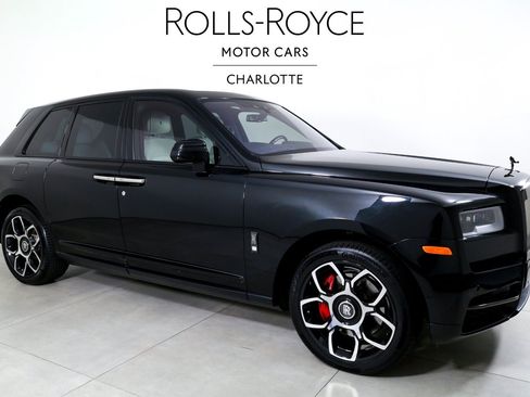 Used 2021 Rolls-Royce Cullinan Black Badge AWD/4WD image 5