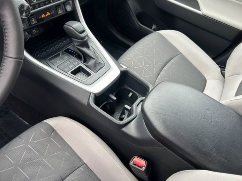 New 2025 Toyota RAV4 XLE image 20