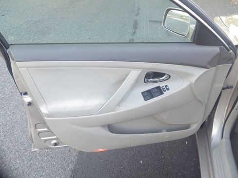 Used 2008 Toyota Camry LE FWD image 17